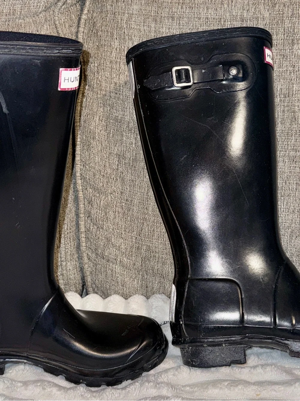 HUNTER Kids Black Gloss Tall Rain Boots Women’s Size 6 / Boys Size 5